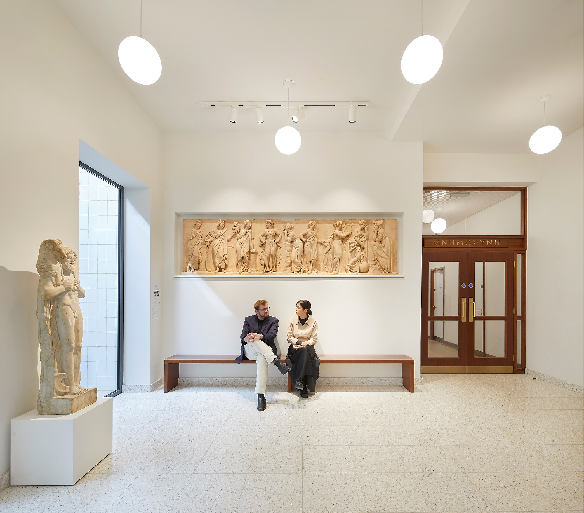 6. View  Of The Reception Area At The Warburg Institute, London. Photograph ©Hufton+Crow RGB